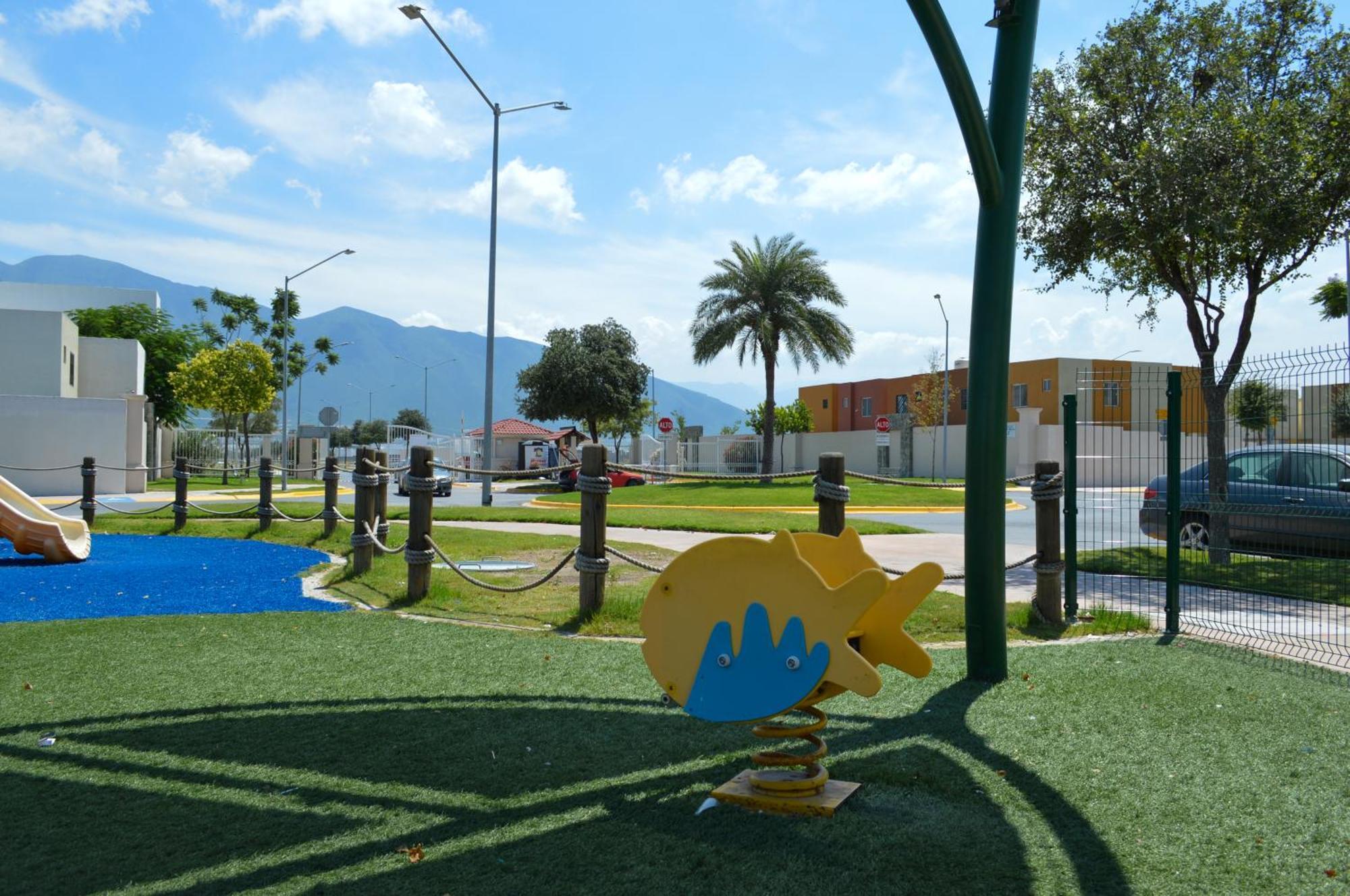 Igualdad 421, Mitras Bicentenario Monterrey