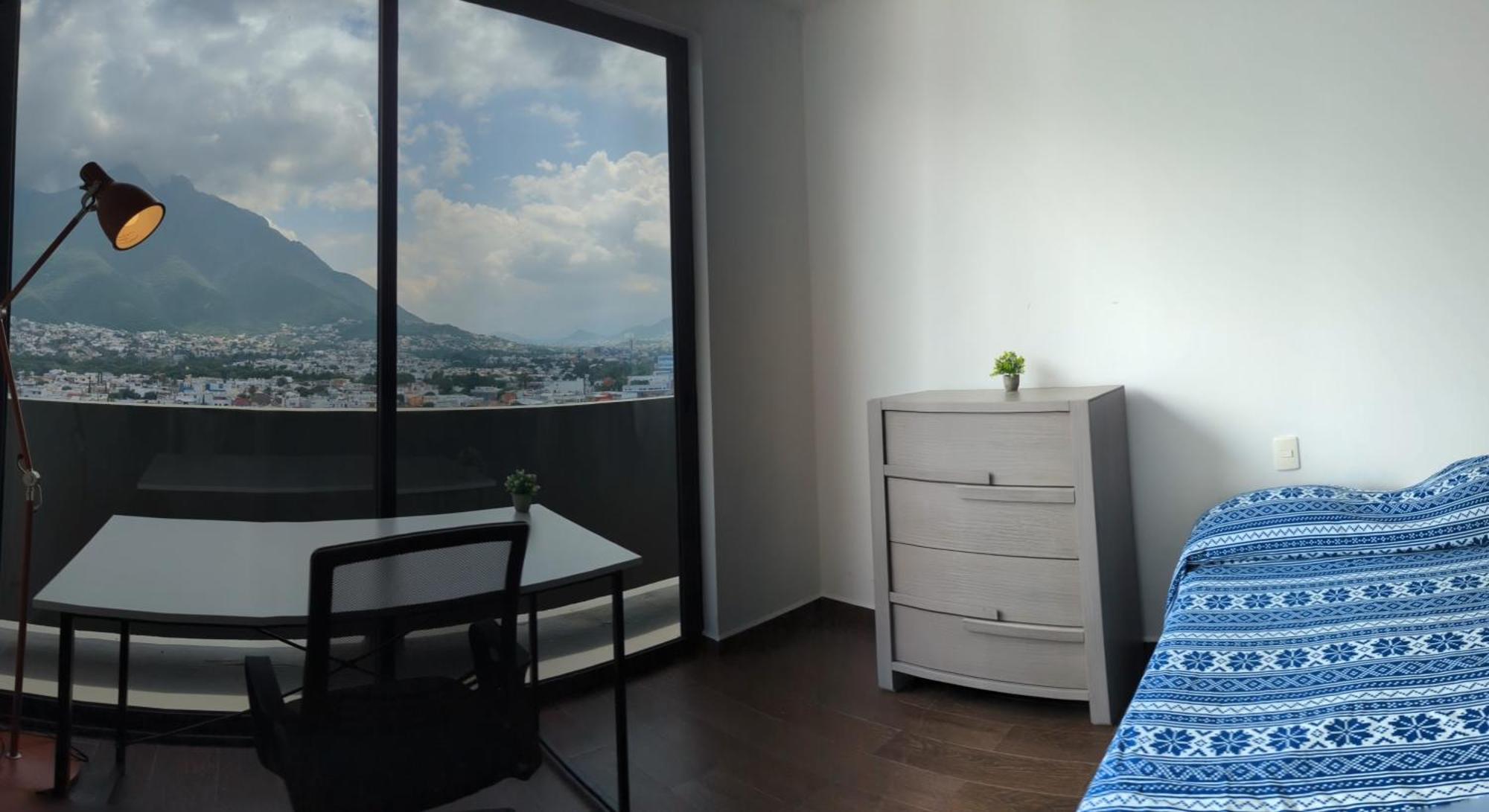 Moderno Ubicacion Vistas Seguridad Y Estilo * Monterrey