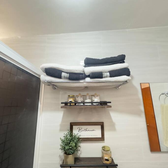 Nuevo Depa, Minisplit, Wifi Y Netflix Apartamento Monterrey