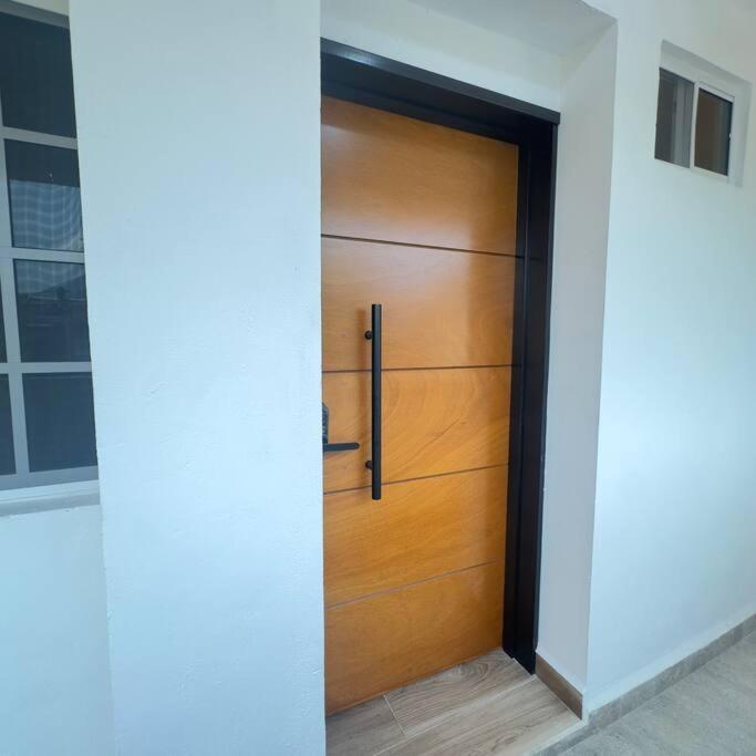 Apartamento Nuevo Depa, Minisplit, Wifi Y Netflix