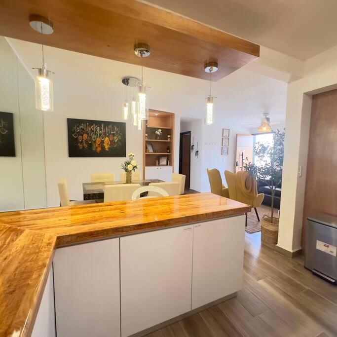Apartamento Nuevo Depa, Minisplit, Wifi Y Netflix *