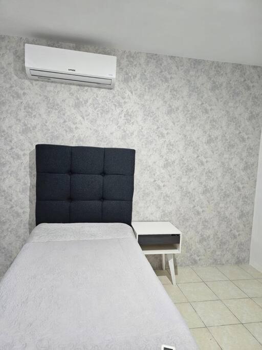 Casa Apodaca Cerca Del Aeropuerto *