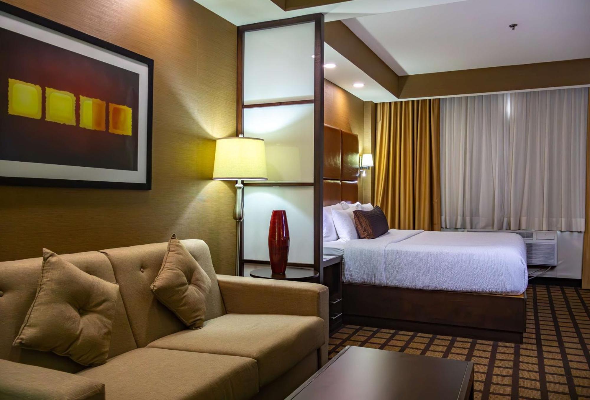 Western Premier Aeropuerto Hotel 5*