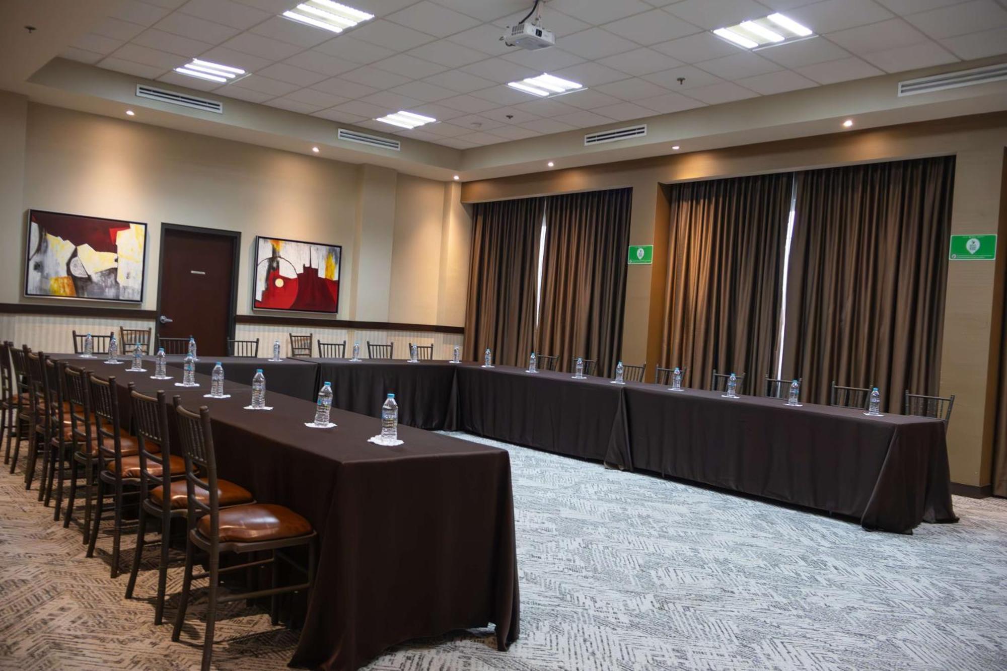 Western Premier Aeropuerto Hotel