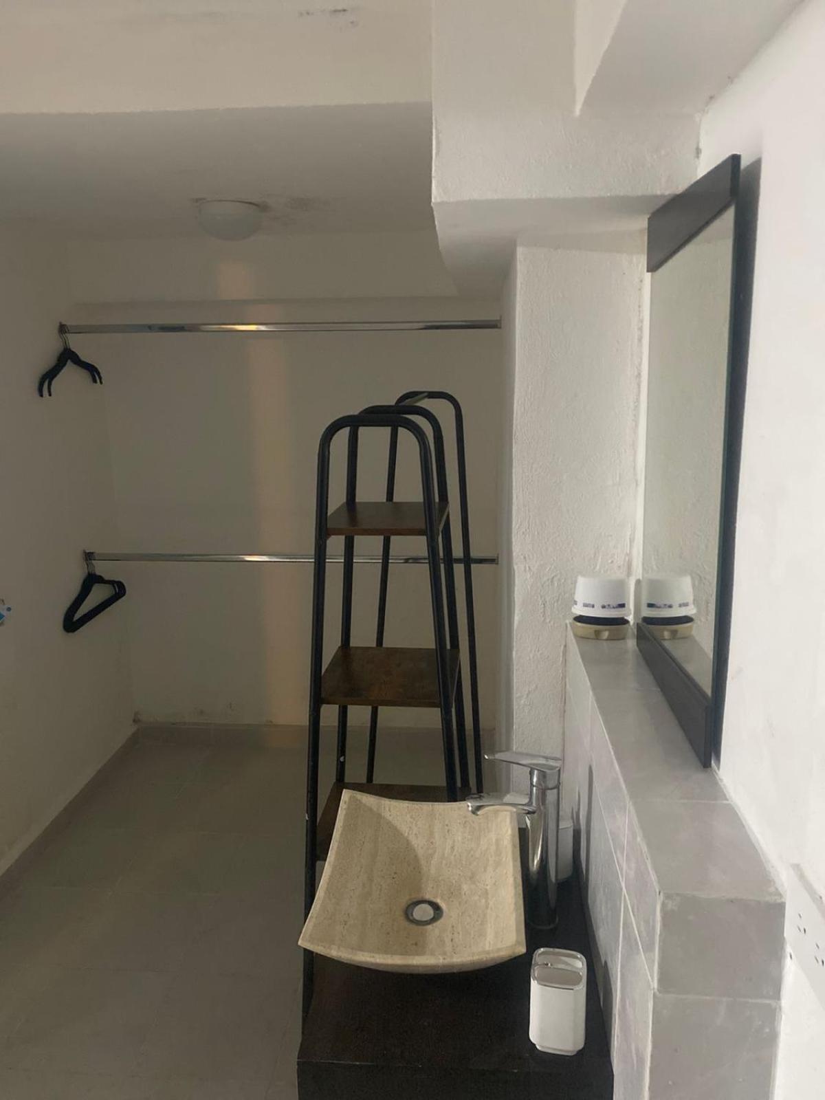 Luna Nueva Privada Guest house *