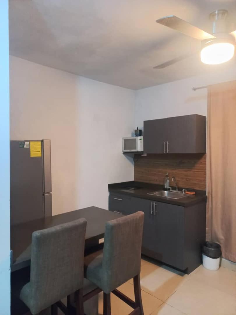 Completo De Descanso Apartamento Monterrey