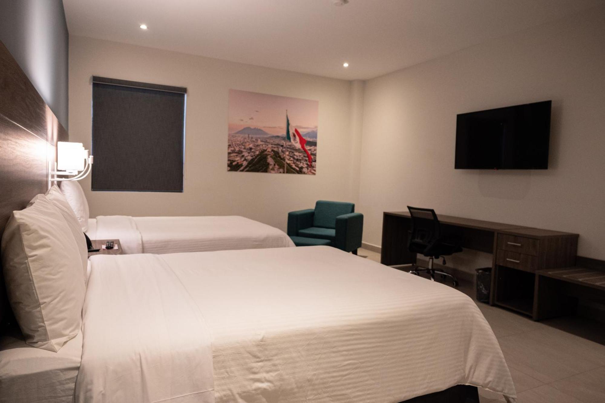Centria Hotel *
