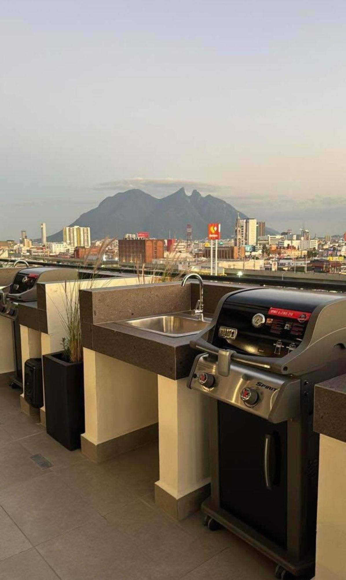 Monteleva * Monterrey