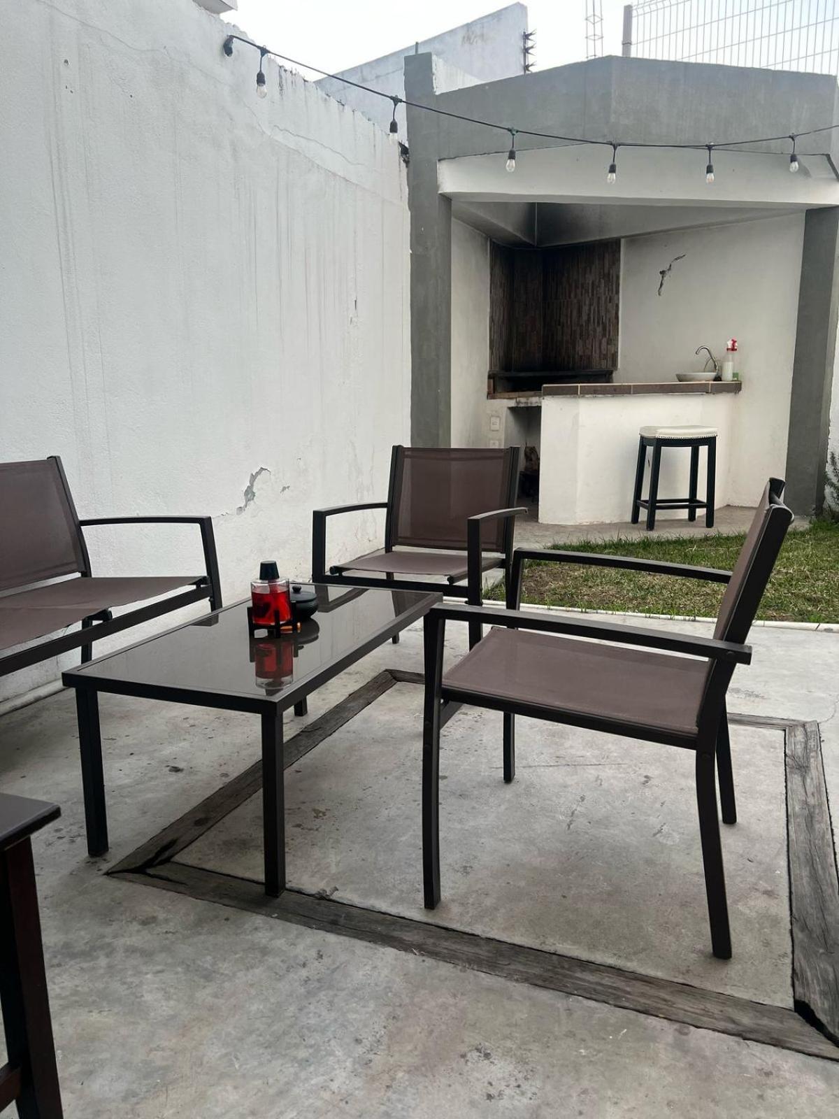 Homestay Cuarto En Casa Compartida