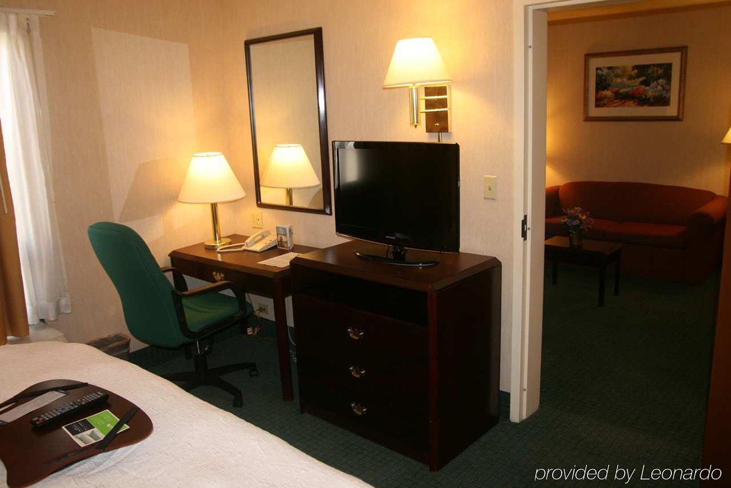 Hampton By Hilton Galerías 4* Monterrey
