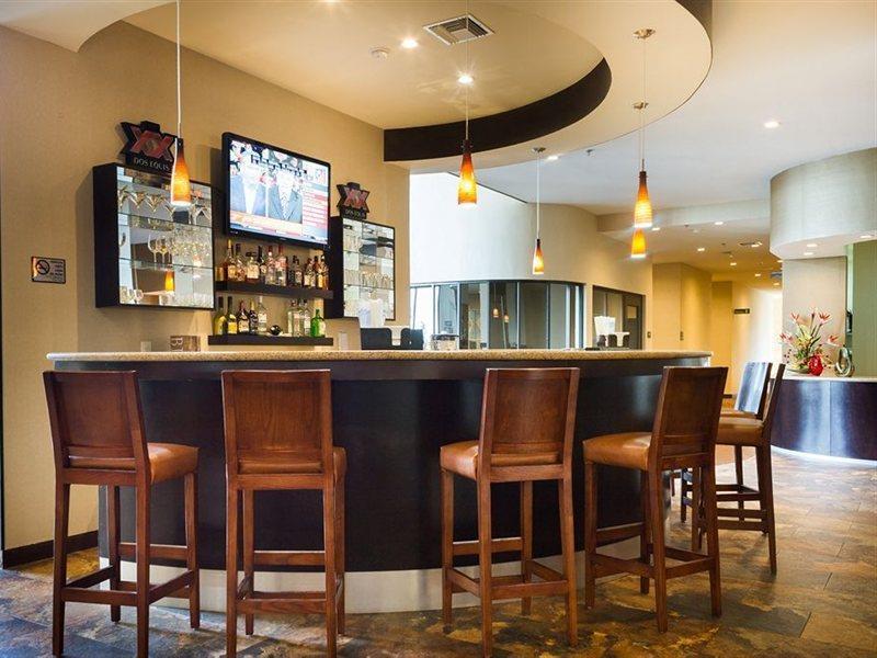 Western Premier Aeropuerto Hotel 5*