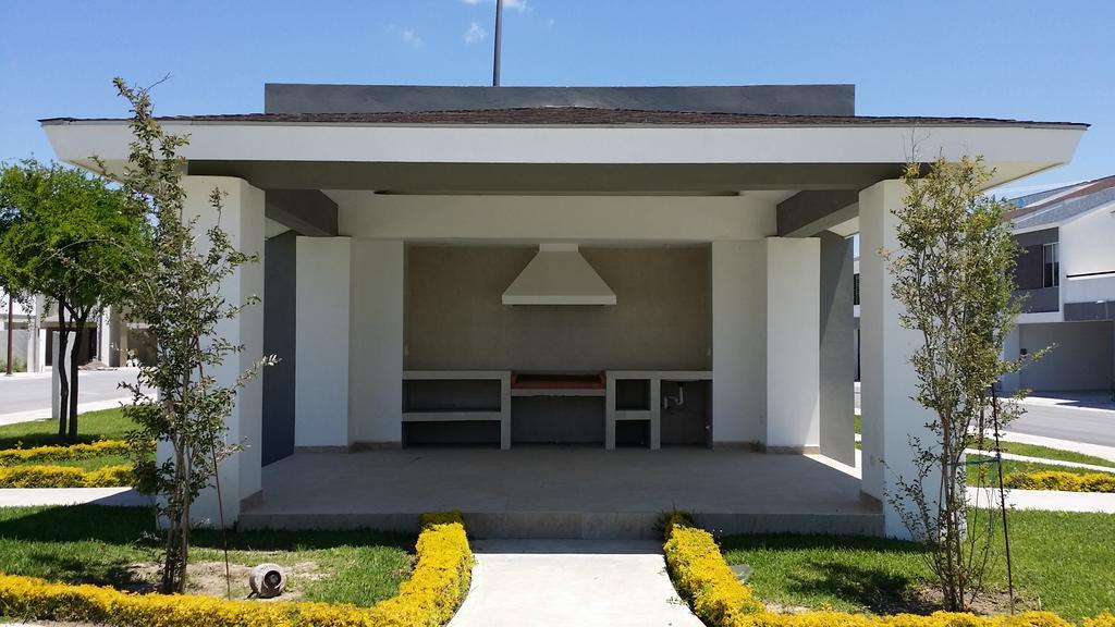 Chalet Airport Short & Long Term Suites