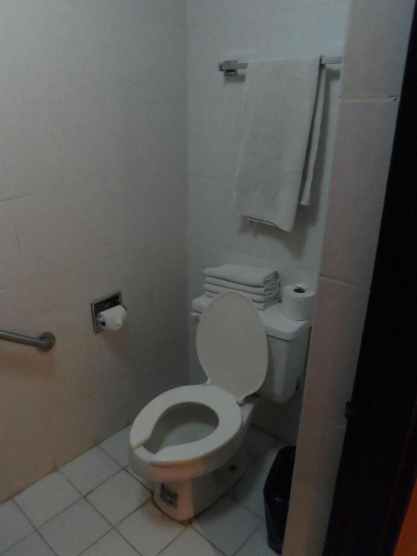 Le-gar Hotel 3*