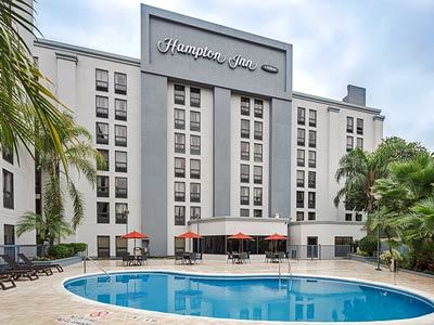 Hampton By Hilton Galerías Hotel