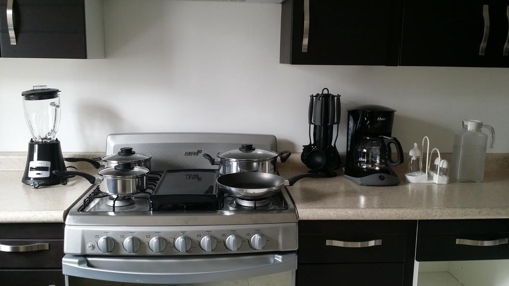 Chalet Airport Short & Long Term Suites Monterrey