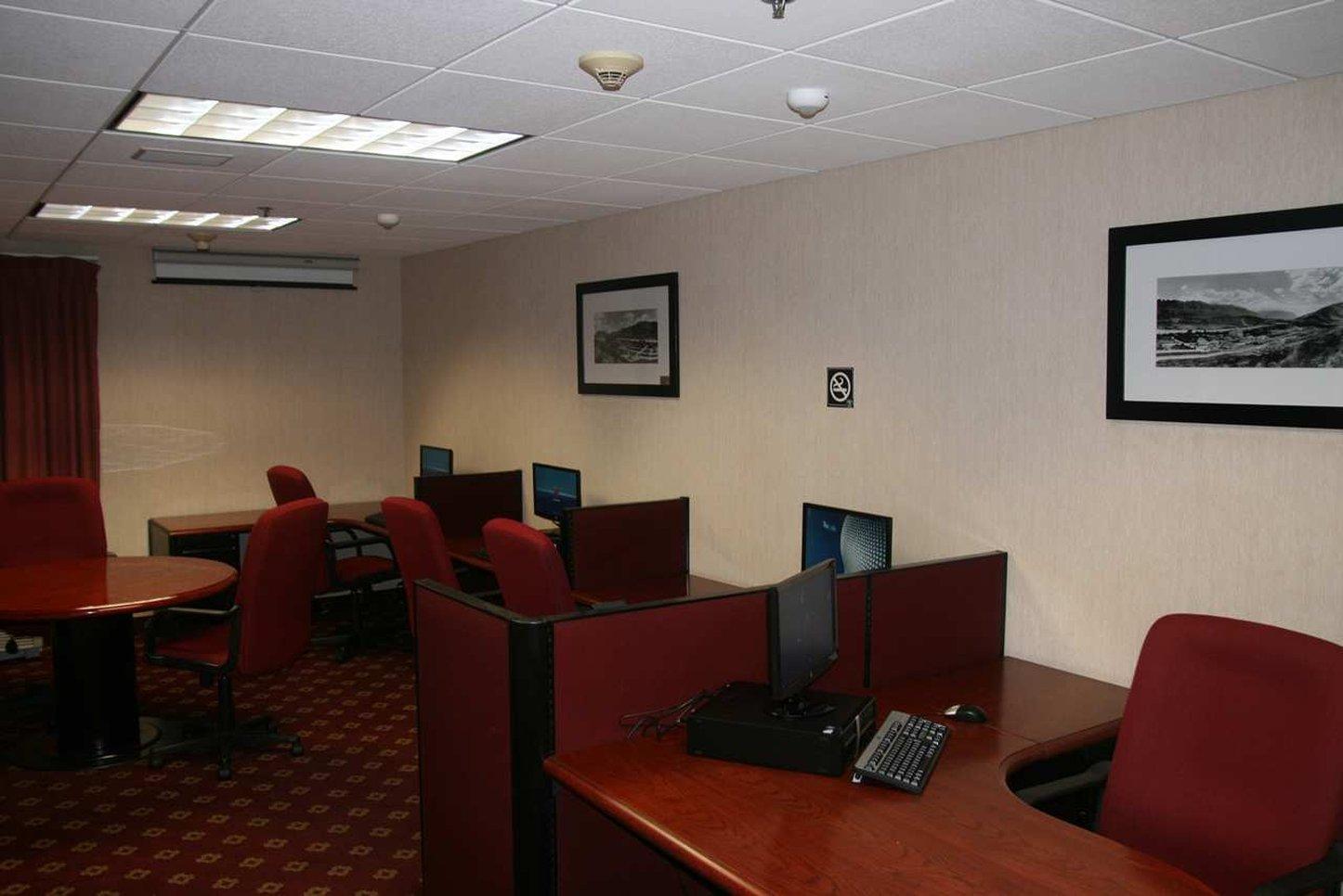 Hotel Hampton By Hilton Galerías 4*