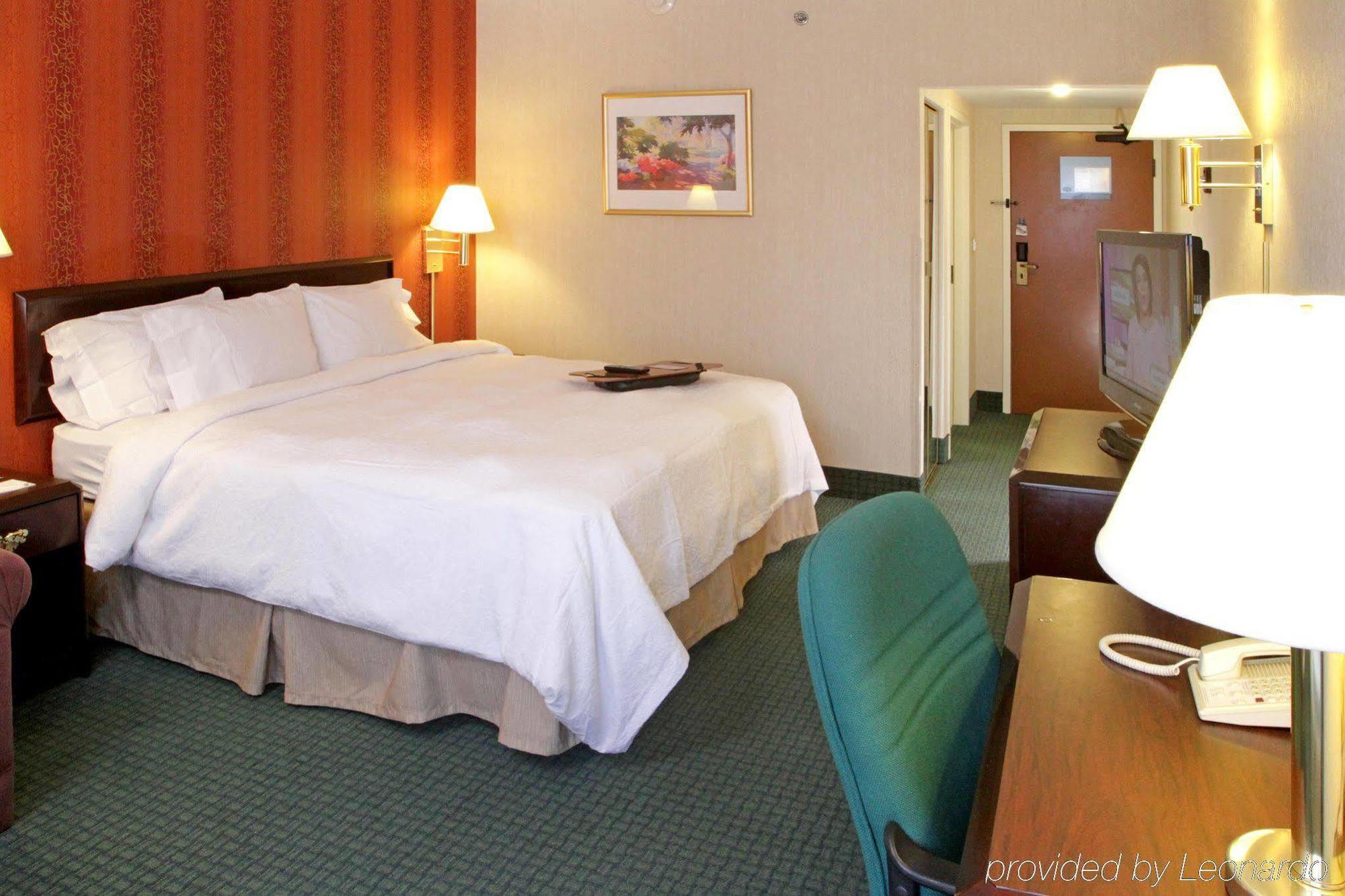 Hampton By Hilton Galerías 4* Monterrey
