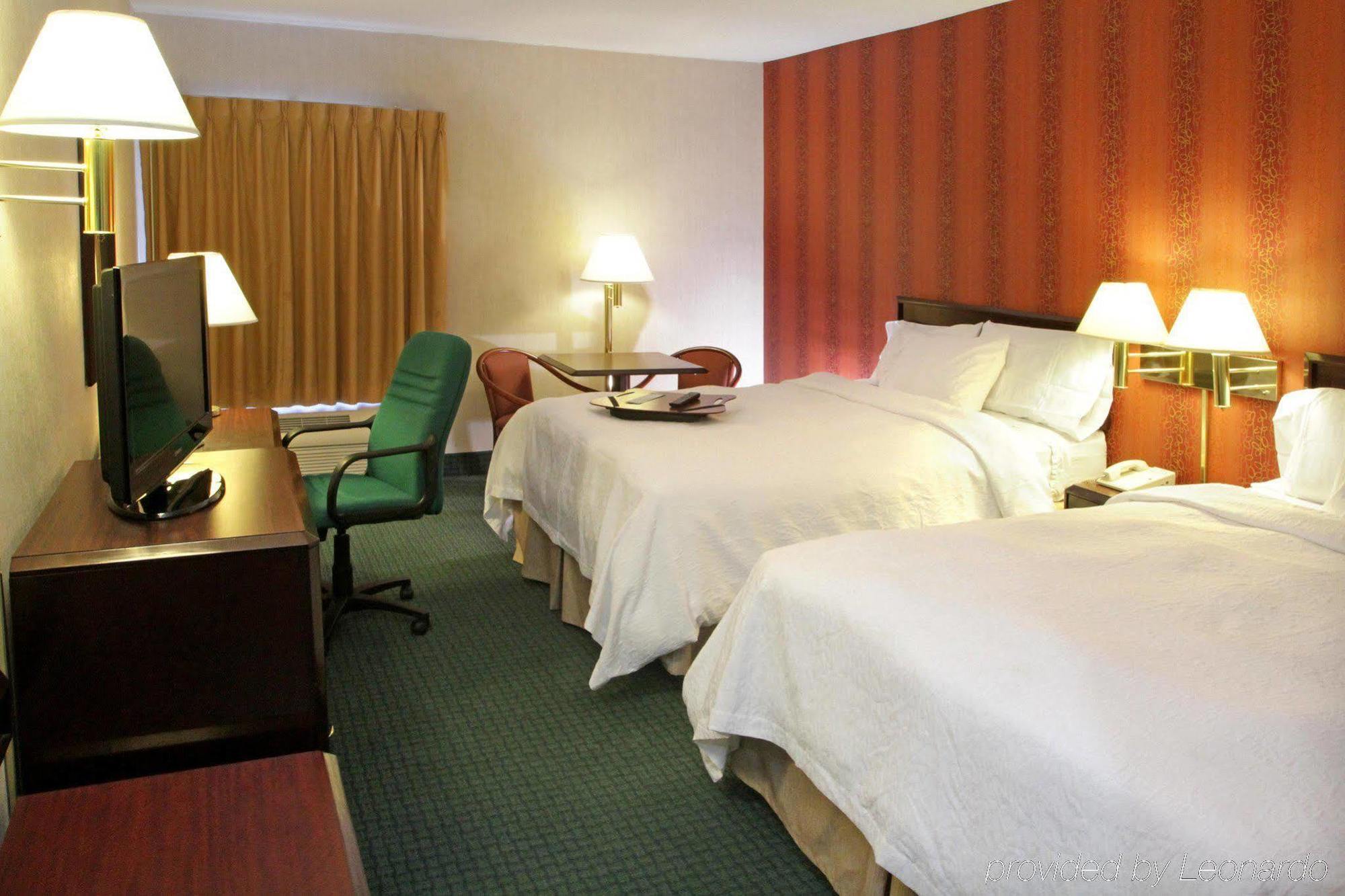 Hampton By Hilton Galerías Hotel 4*