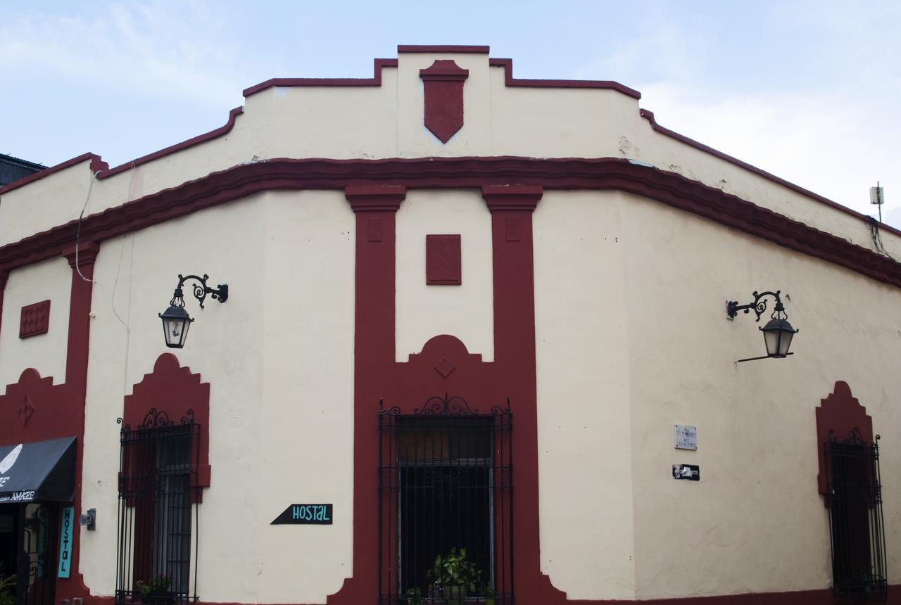 Hostal Amatle Cafe Organico & Monterrey