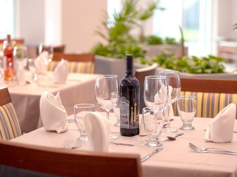 Krystal Urban San Jeronimo Hotel 4*