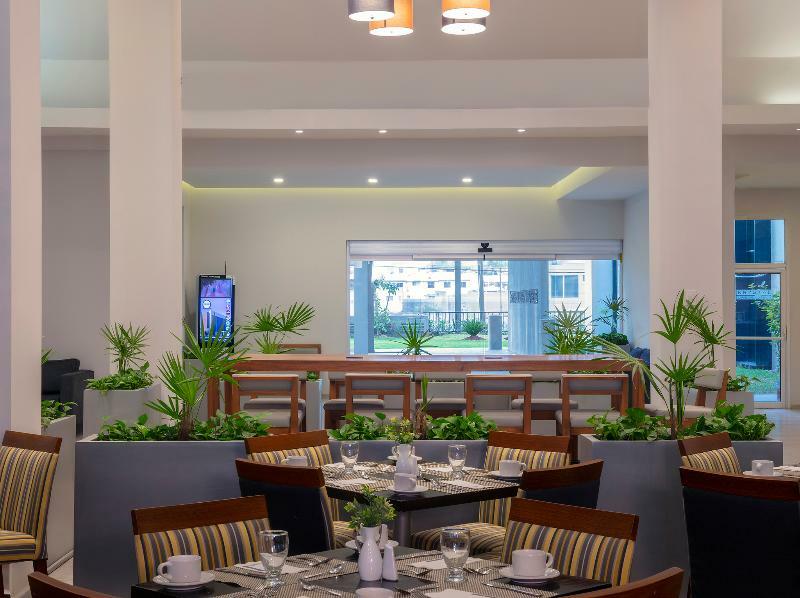 Hotel Krystal Urban San Jeronimo Monterrey