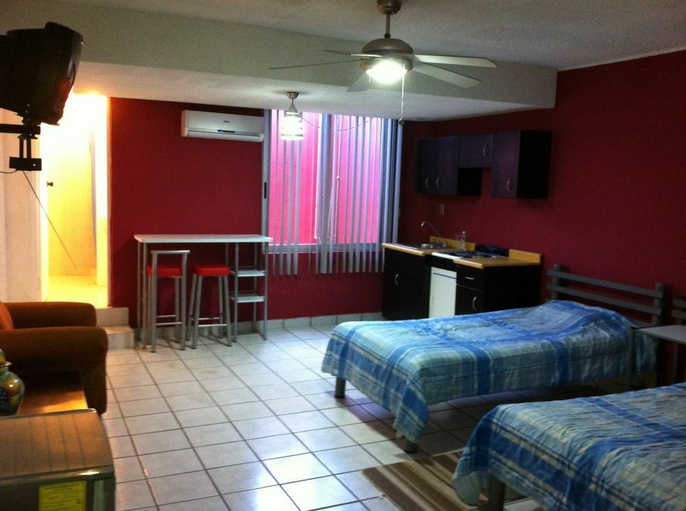 Hotel Soyforaneo 2*