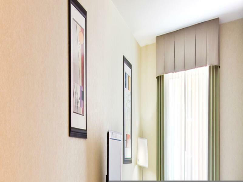 Express & Aeropuerto By Ihg Hotel Monterrey