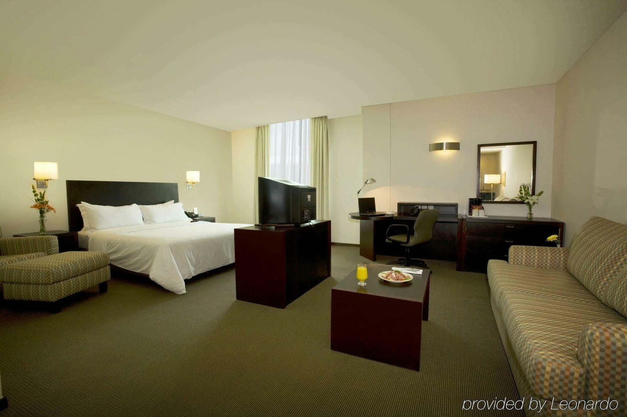 Hotel Fiesta Fundidora 4*