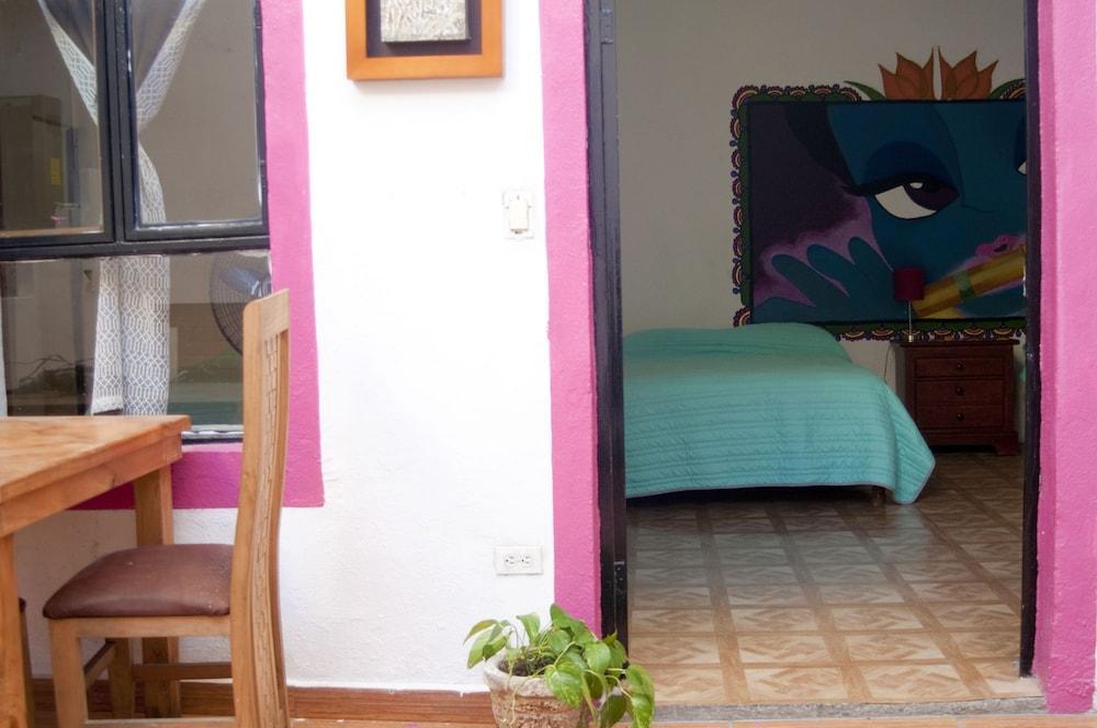Taiyari Hostal *