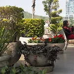 Collection O 3 Diez Living Suites