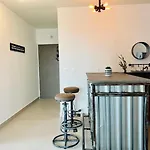 Industrial Stylish 3-Br. Apartment & City Views In Front Of Parque Fundidora & Arena Mty
