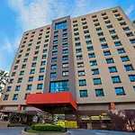 La Quinta by Wyndham Monterrey Centro