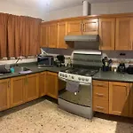Great Apartment Wi-Fi/Parking/Smarttv/Ac
