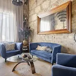 Adhoc Boutique Barrio Antiguo