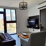 Cozy Apartment In Downtown Near San Pedro