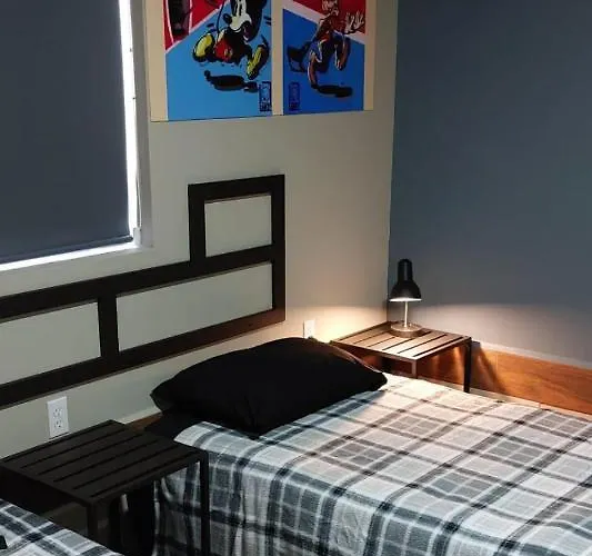 Hotel Sttiny Monterrey Tecnologico
