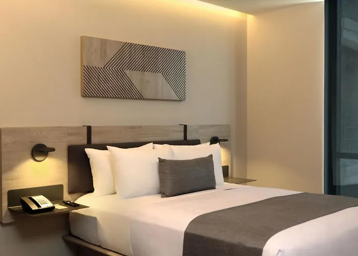 City Express Plus By Marriott Monterrey Centro