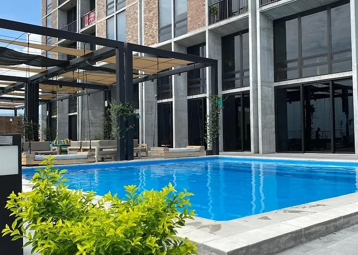 Lux 2 Bedroom Apartment, Swimming Pool, Gym And Free Parking Spot In Downtown Monterrey