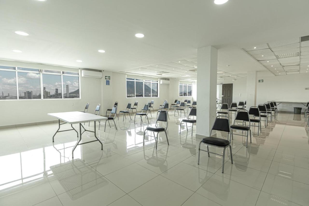 Plaza Del Arco Express Hotel Monterrey