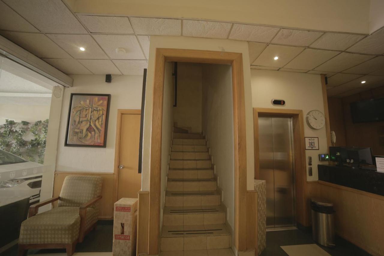 Capital Oel Regio Hotel 2*