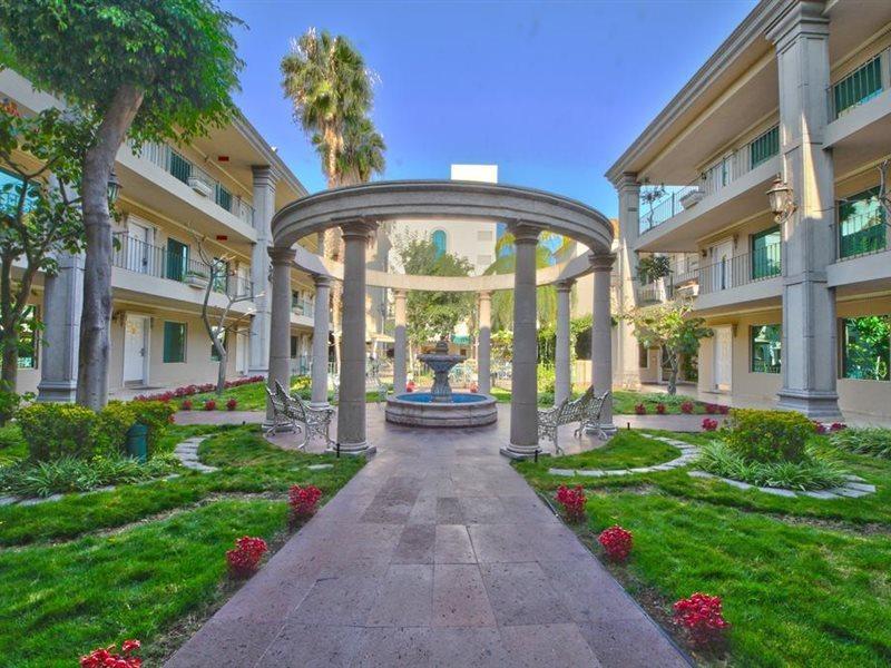 Safi Royal Luxury Centro 5* Monterrey