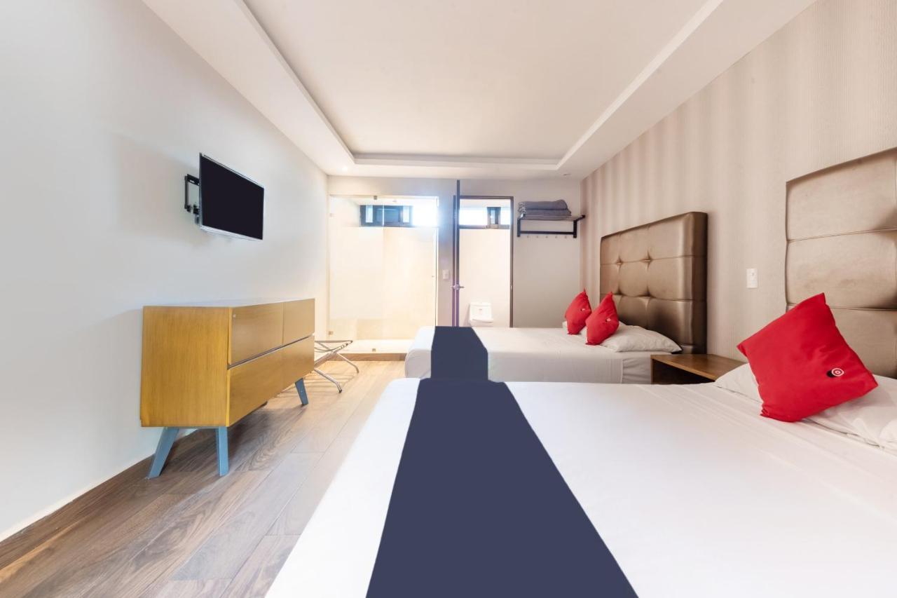 Hotel 202 Hotel