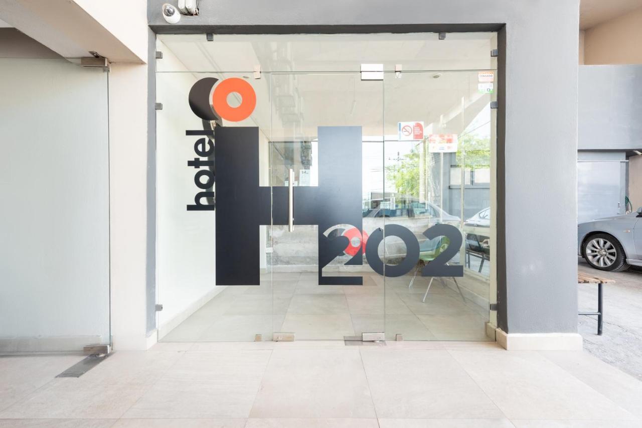 Hotel 202 3*