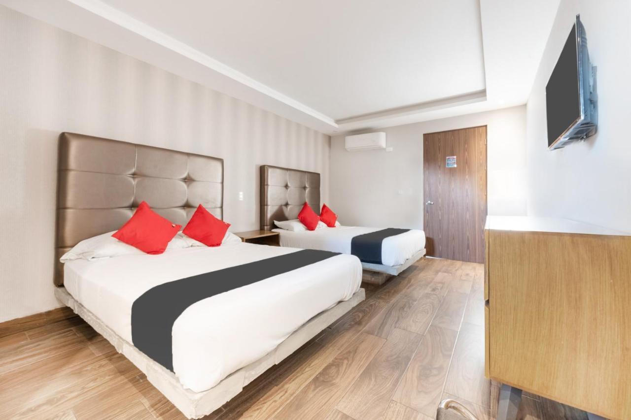 Hotel 202 3*