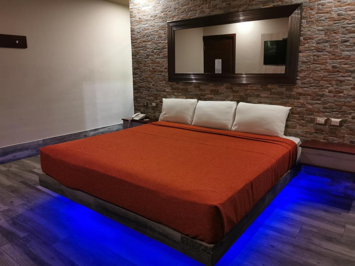Hotel Plaza Arteaga 2*
