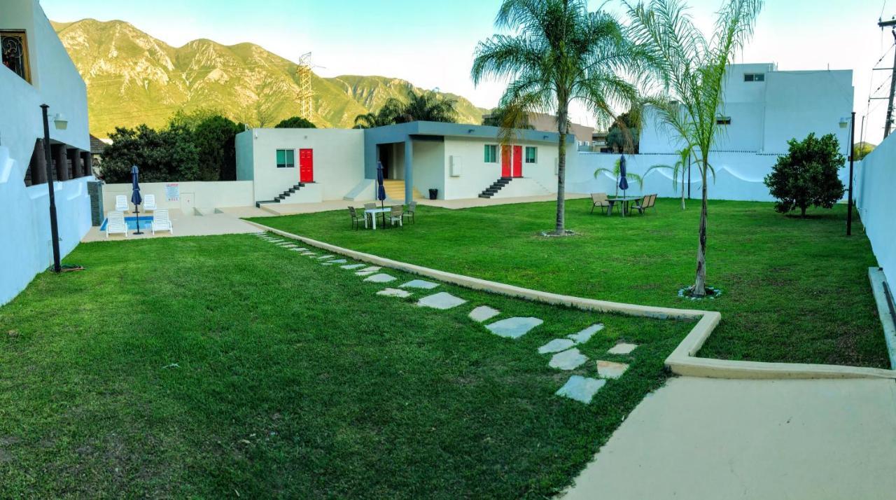 Trebol Suites # 2 / Alberca Apartamento Monterrey