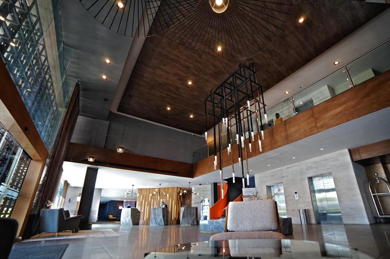 Antaris Cintermex Hotel