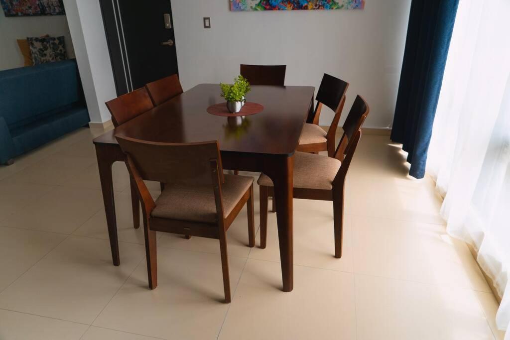Apartamento Cómodo Acogedor Apt. 1er Piso A 8min De Fundidora *