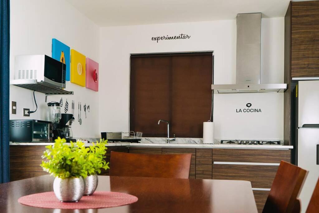 Cómodo Acogedor Apt. 1er Piso A 8min De Fundidora * Monterrey