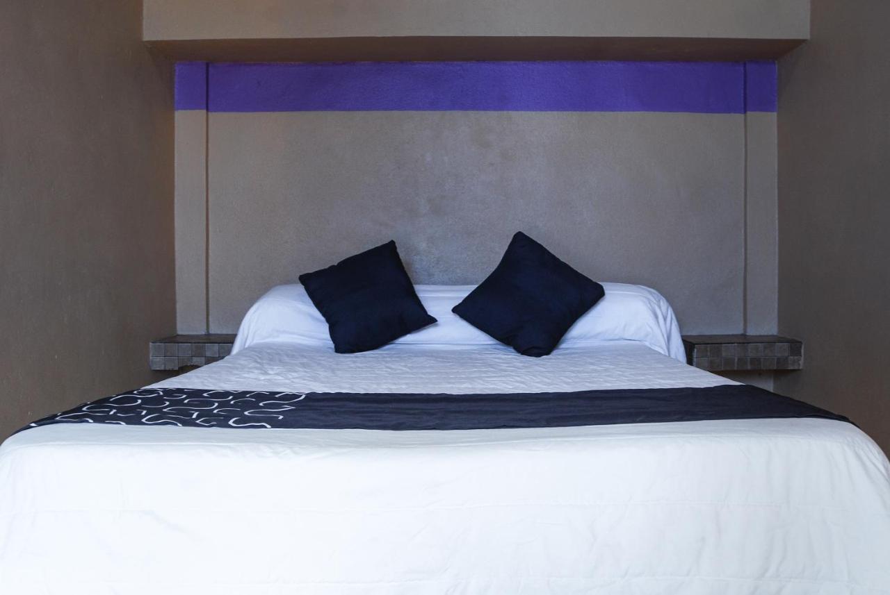 Platino Hotel Monterrey